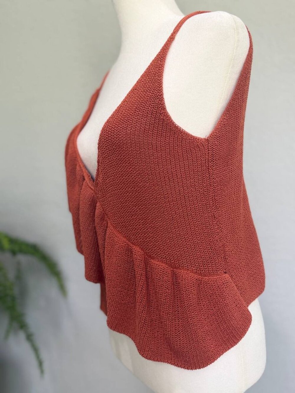 Zara Rust Orange Knit Ruffle Tank Top - Picture 2 of 4